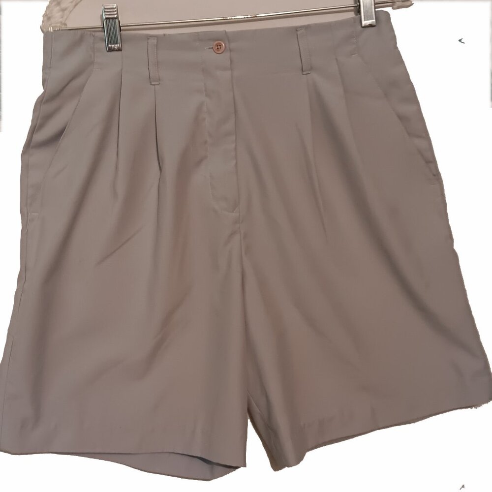 Izod Club Gray Shorts Size 8